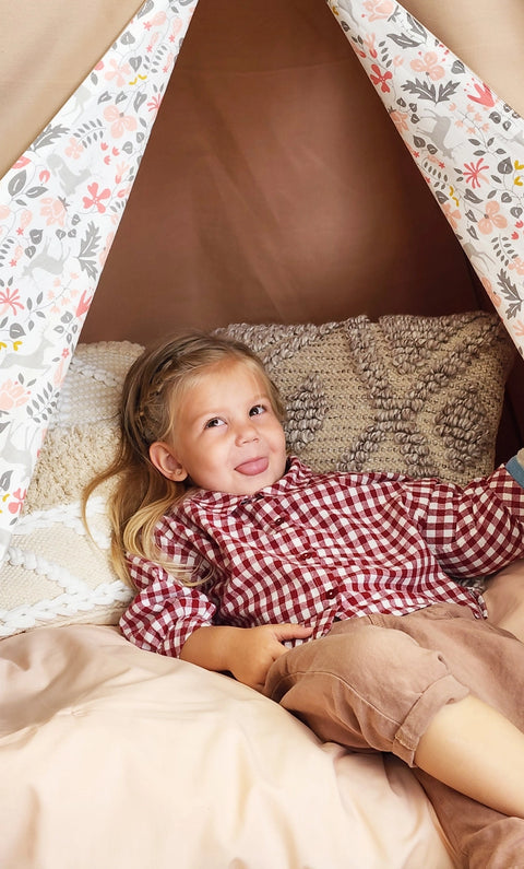 Tipi Avec Fenêtre Pêche Fleurs Minuscules