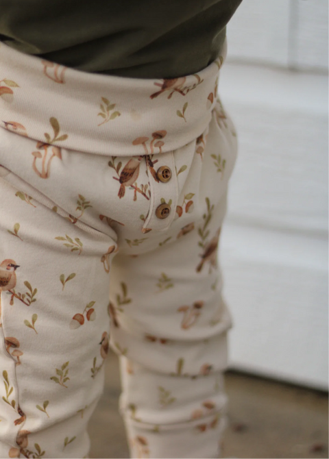 Pantalon Évolutif Beige Avec Motifs Oiseaux