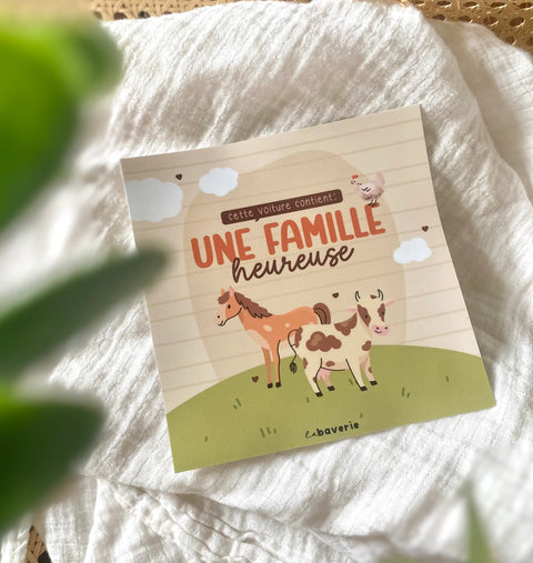 Autocollant Voiture « Cette Voiture Contient : Une Famille Heureuse »