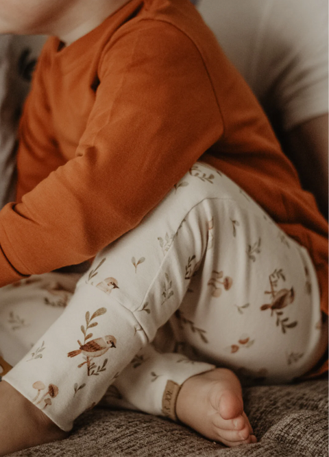 Pantalon Évolutif Beige Avec Motifs Oiseaux