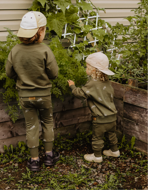 Jogger Évolutif Vert Olive Avec Motifs Branches Olivier