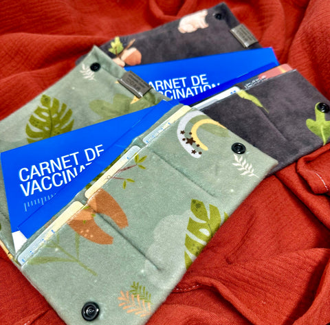 Protège Carnet Animaux Vert