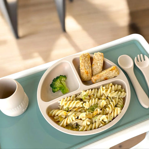 Bâtonnets De Poulet Au Maïs & Pâtes Au Pesto De Brocoli (3 Bâtonnets)